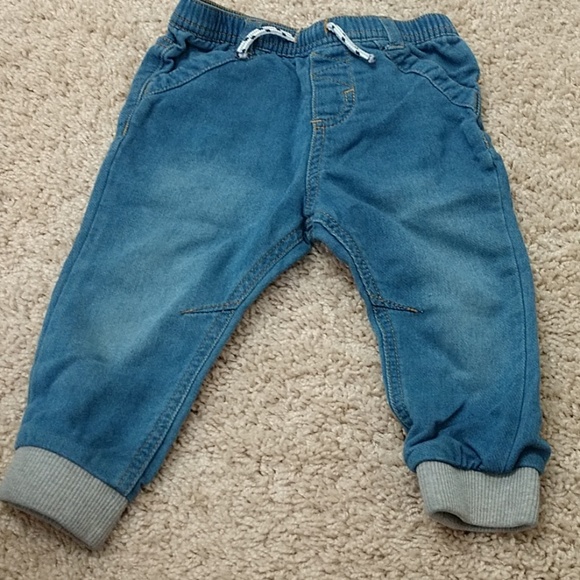 18 month lot boy pants - Picture 3 of 8